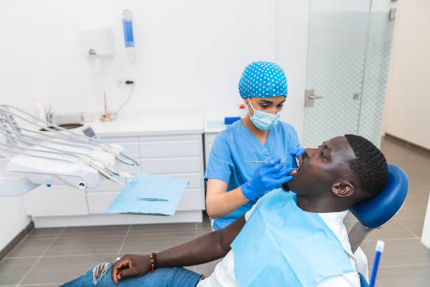 Best Emergency Tooth Extraction in Gladstone, MI